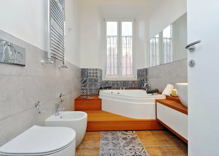 Luxury Sabina 50 Mt From Trevi Fountain *