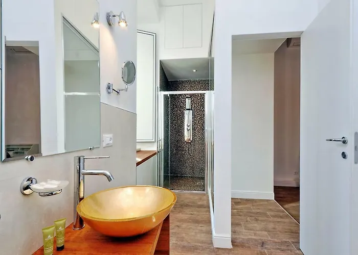 Luxury Sabina 50 Mt From Trevi Fountain *